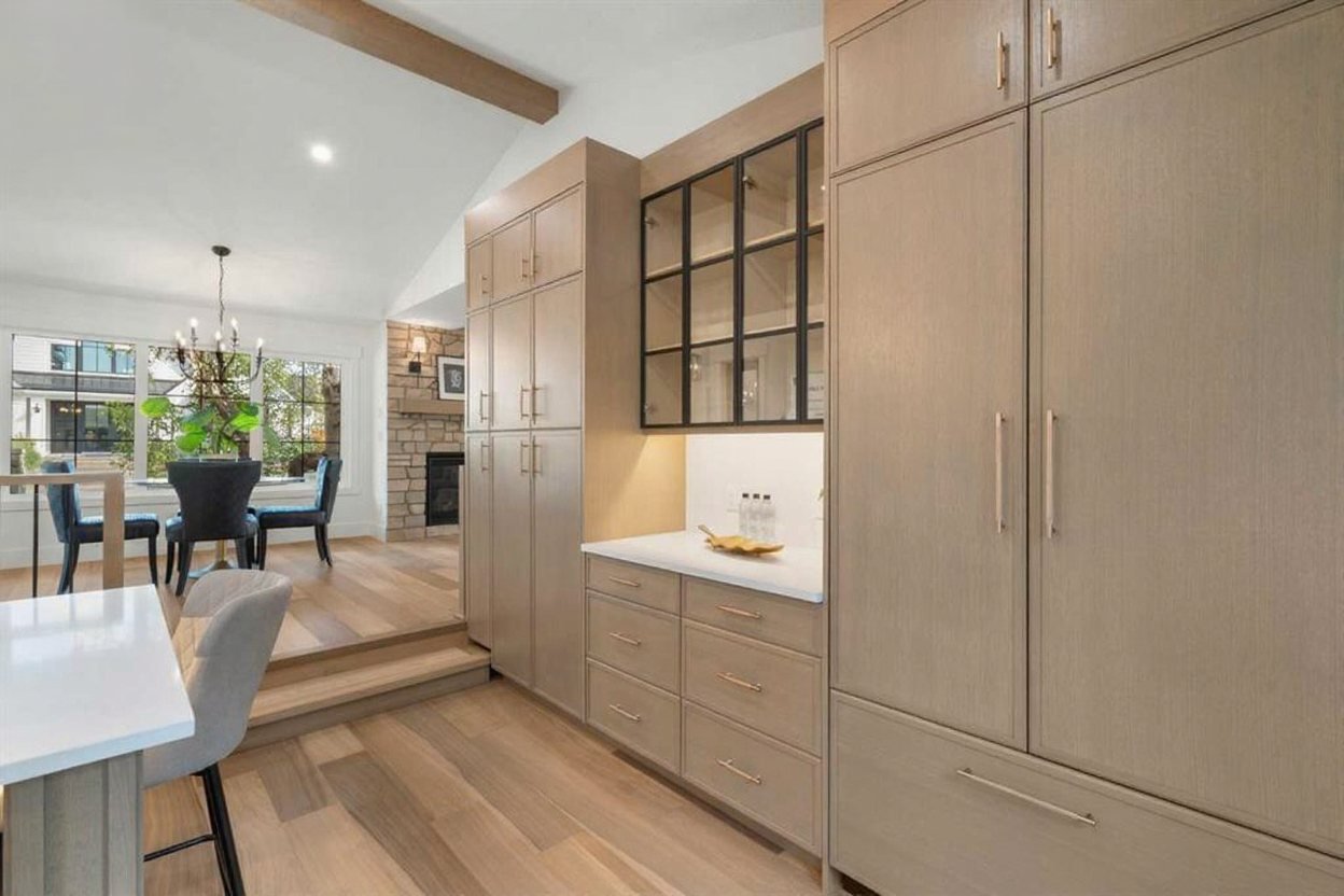 Bow Wood Co. custom rift oak kitchen in Wilverside Calgary